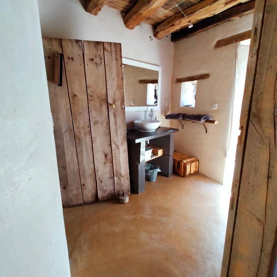 Suites De Campagne Les Eydieux, Petits Dejeuners Inclus Saint-Angel  Kültér fotó