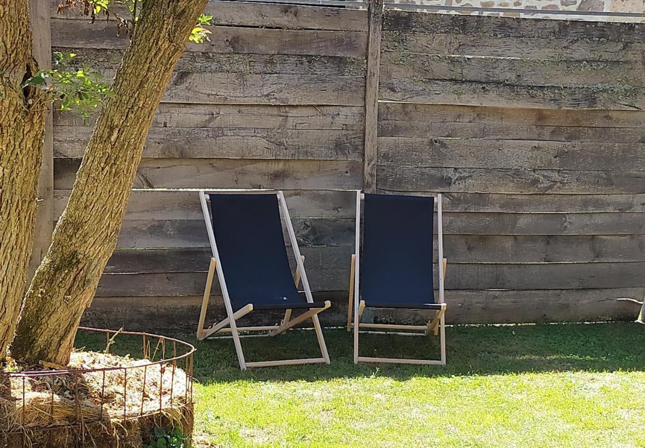 Suites De Campagne Les Eydieux, Petits Dejeuners Inclus Saint-Angel  Kültér fotó