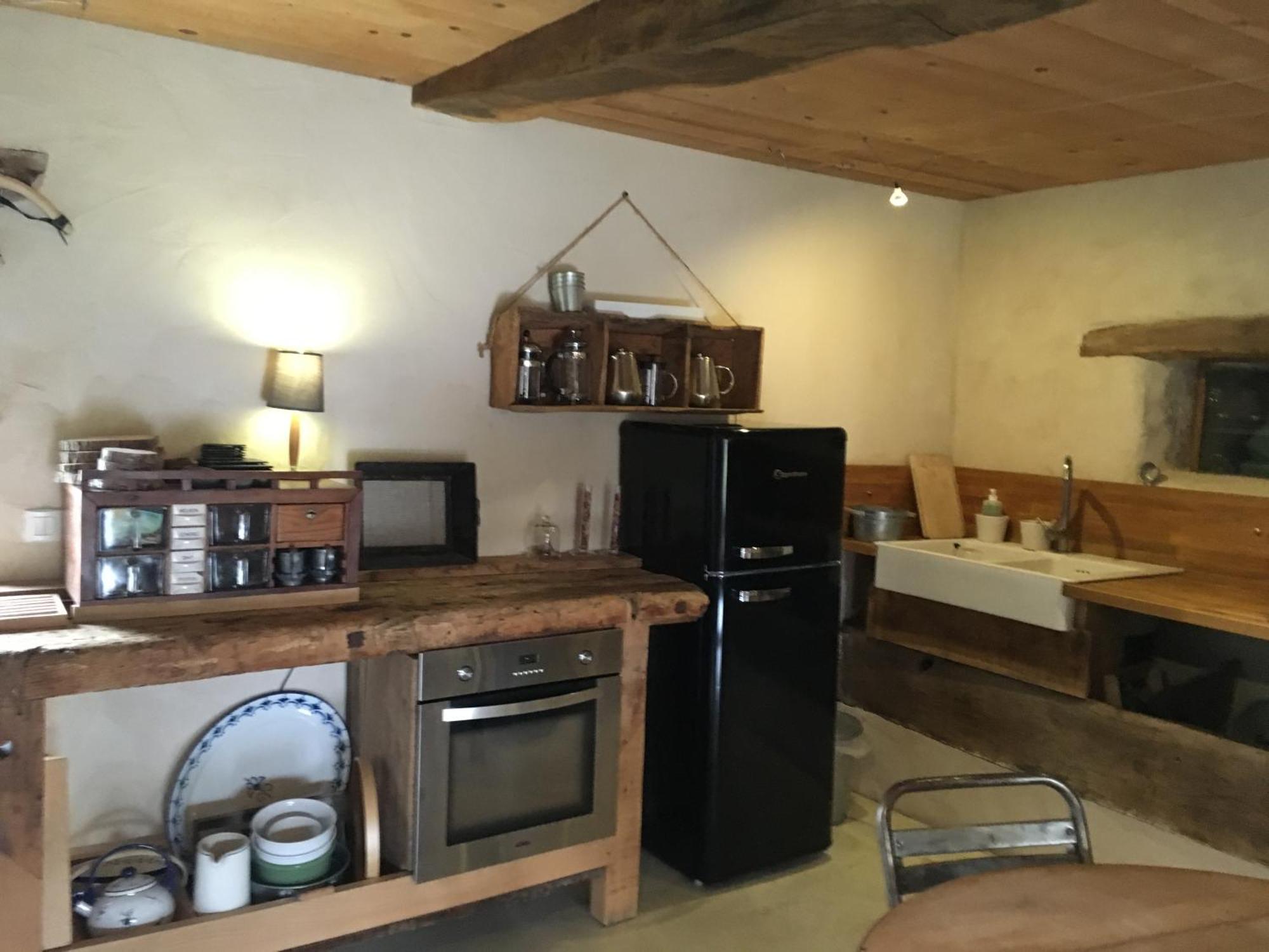 Suites De Campagne Les Eydieux, Petits Dejeuners Inclus Saint-Angel  Kültér fotó